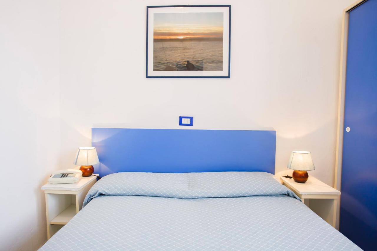 Hotel Rex Viareggio Kültér fotó
